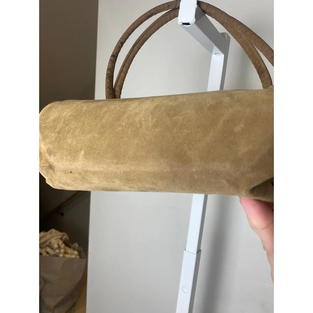 Vintage Tan Suede Handbag Lucite Clasp Gold Ring Handle Bag Brown Mid Century